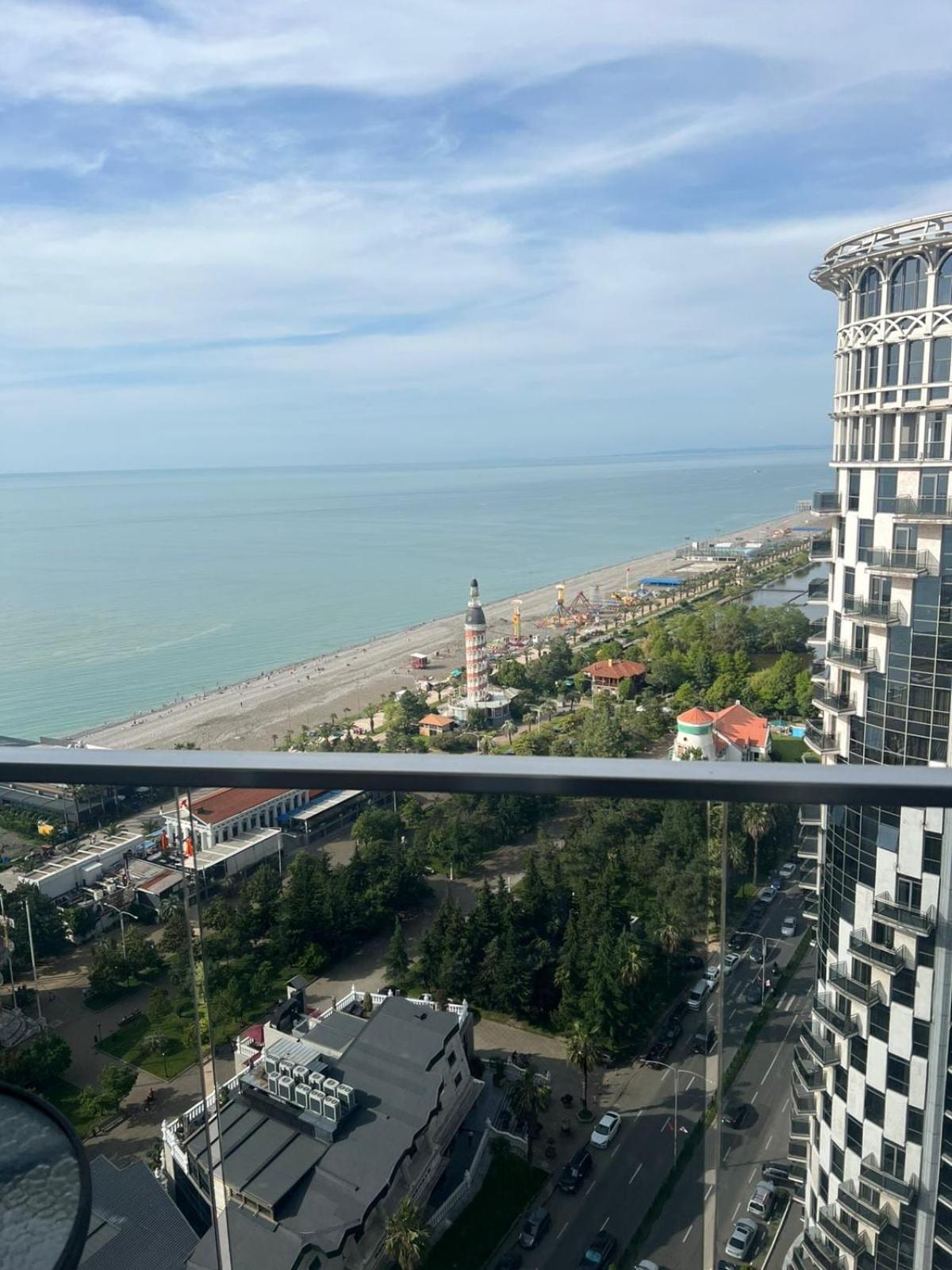 Orbi Towers-mari * Батуми